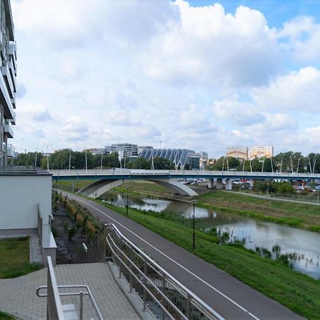 Capital Towers - Apartament Pop-Art Z Widokiem Na Rzeke Жешов Екстериор снимка