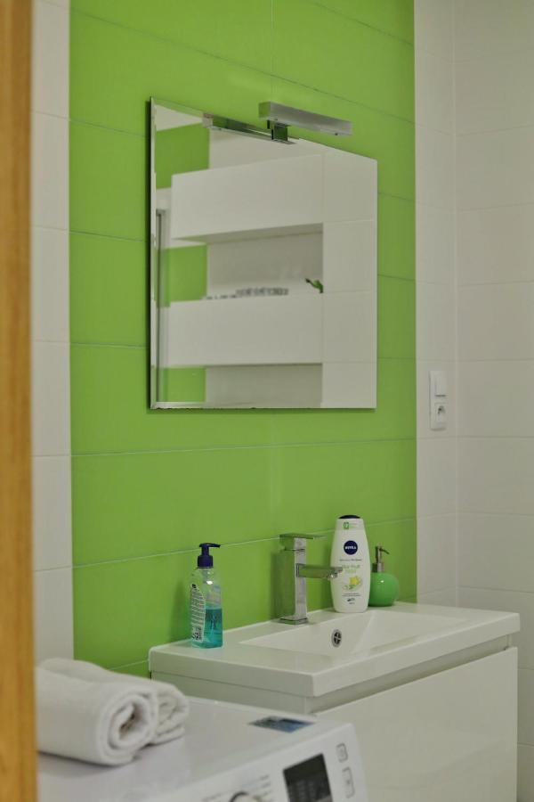 Capital Towers - Apartament Pop-Art Z Widokiem Na Rzeke Жешов Екстериор снимка