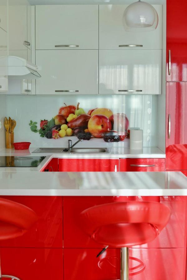 Capital Towers - Apartament Pop-Art Z Widokiem Na Rzeke Жешов Екстериор снимка