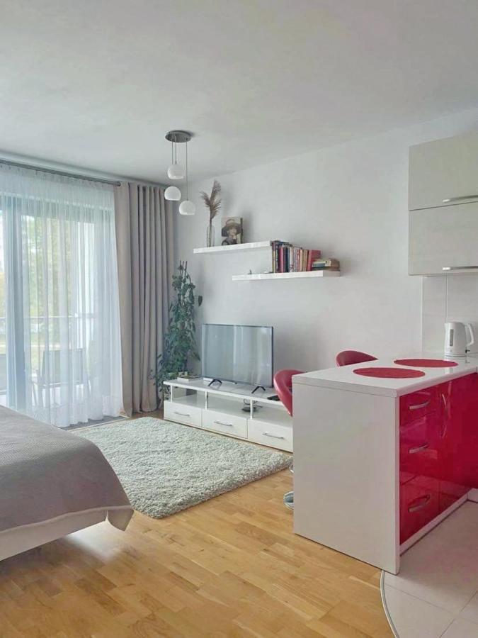 Capital Towers - Apartament Pop-Art Z Widokiem Na Rzeke Жешов Екстериор снимка
